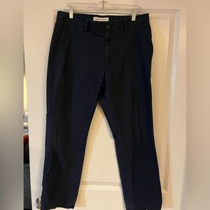 Amazon Essentials - Men Slim Fit Chino Pants/Navy Blue. Size 34x30.